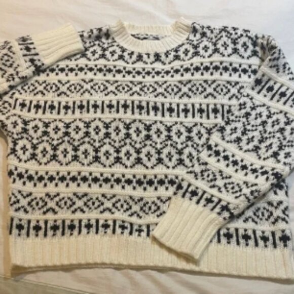 NWOT American Eagle chunky black / white knit sweater size m - Picture 1 of 6